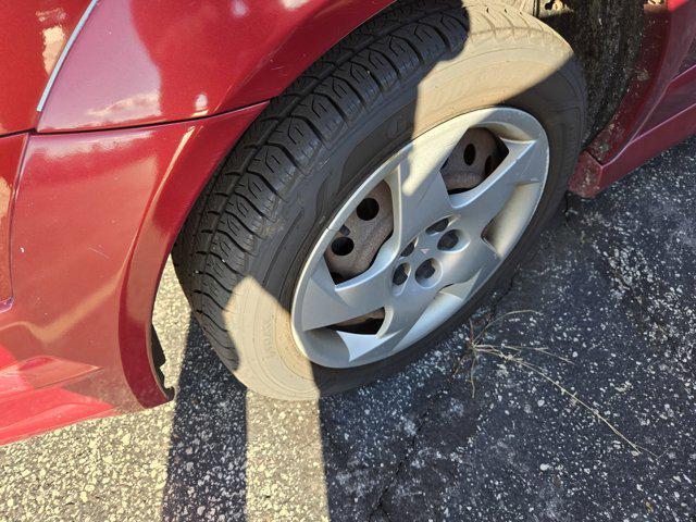 used 2007 Pontiac Vibe car, priced at $6,999