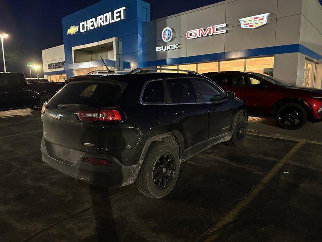 used 2016 Jeep Cherokee car, priced at $11,499