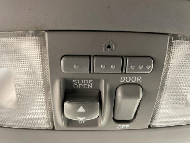 used 2007 Toyota Highlander car, priced at $5,500