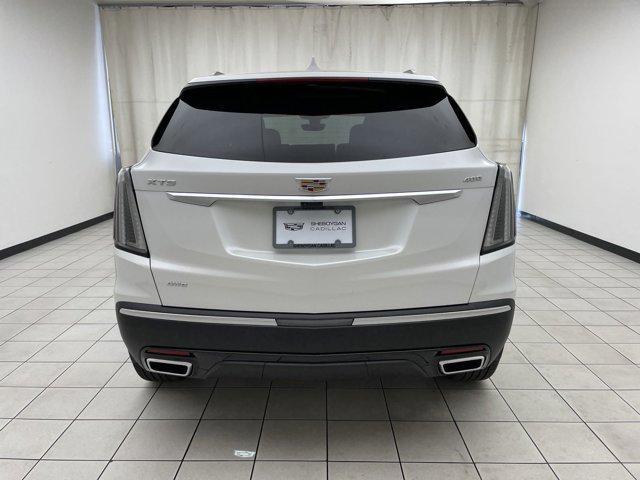 new 2025 Cadillac XT5 car, priced at $65,025