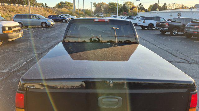 used 2005 GMC Sierra 1500 car, priced at $10,850