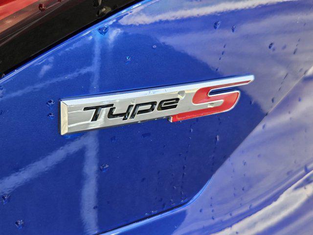 used 2022 Acura MDX car, priced at $38,563