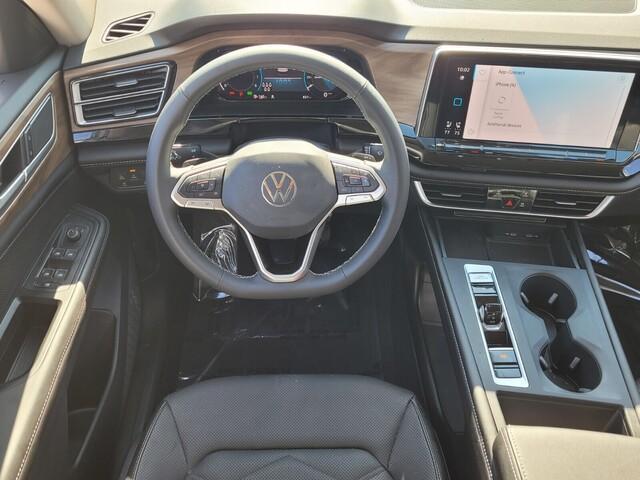 used 2024 Volkswagen Atlas car, priced at $36,221