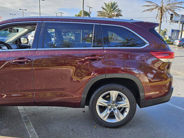 used 2017 Toyota Highlander car, priced at $24,702