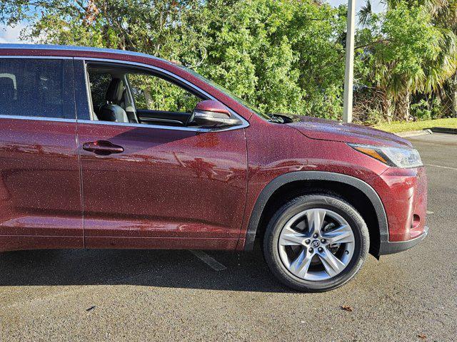 used 2017 Toyota Highlander car, priced at $24,702