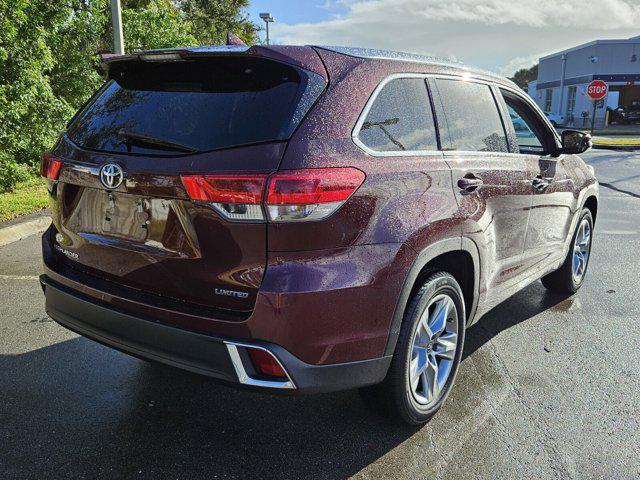 used 2017 Toyota Highlander car, priced at $24,702