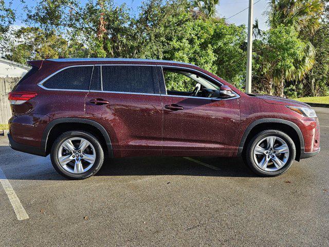 used 2017 Toyota Highlander car, priced at $24,702