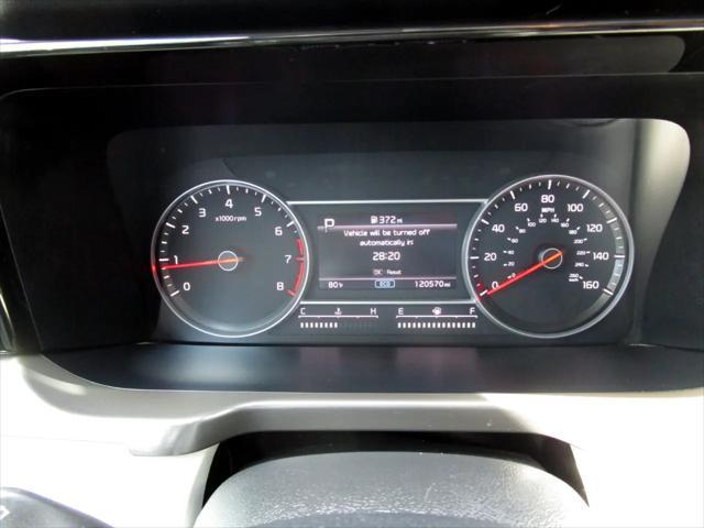 used 2022 Kia Sorento car, priced at $22,995
