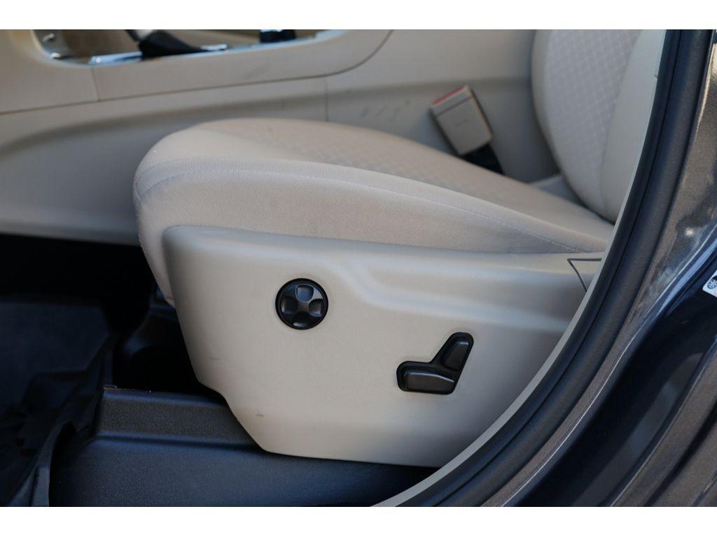 used 2019 Jeep Grand Cherokee car, priced at $18,999