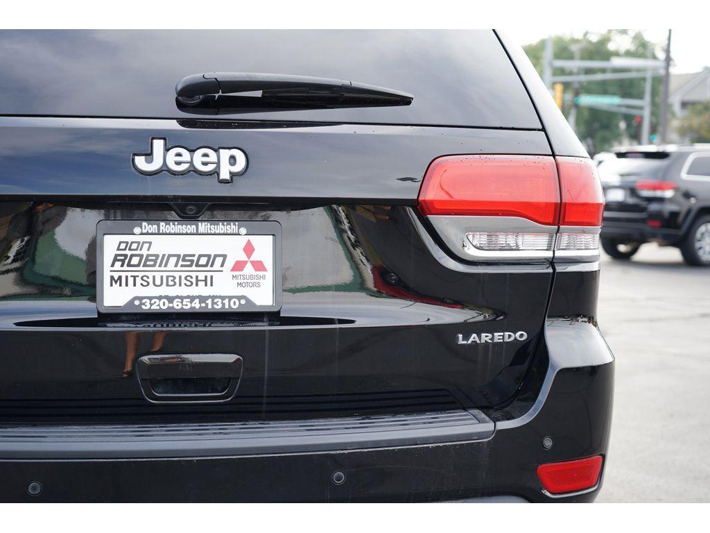 used 2017 Jeep Grand Cherokee car, priced at $16,999