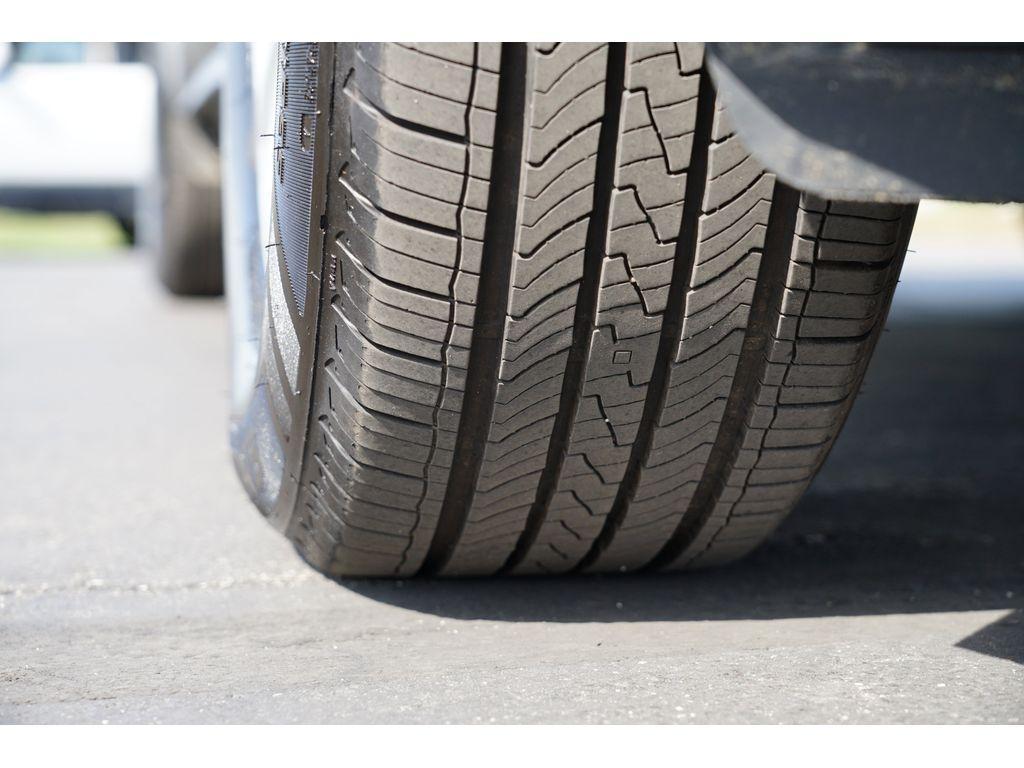 used 2021 Chevrolet Equinox car, priced at $19,999