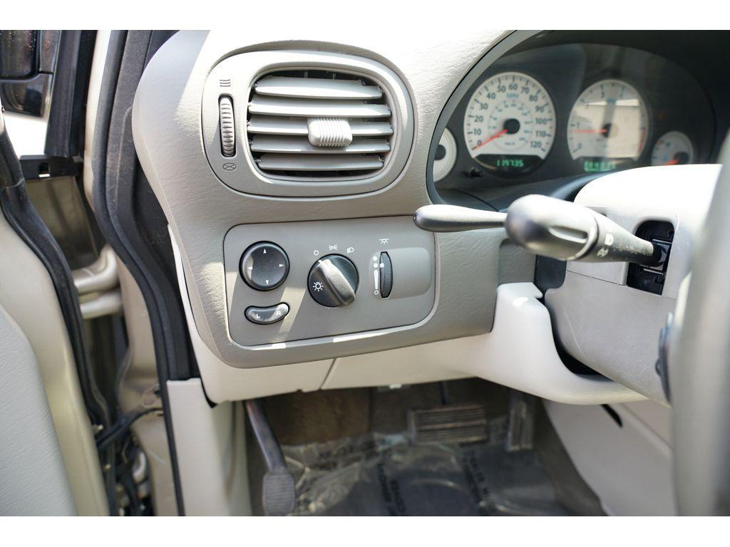 used 2006 Chrysler Town & Country car, priced at $3,999
