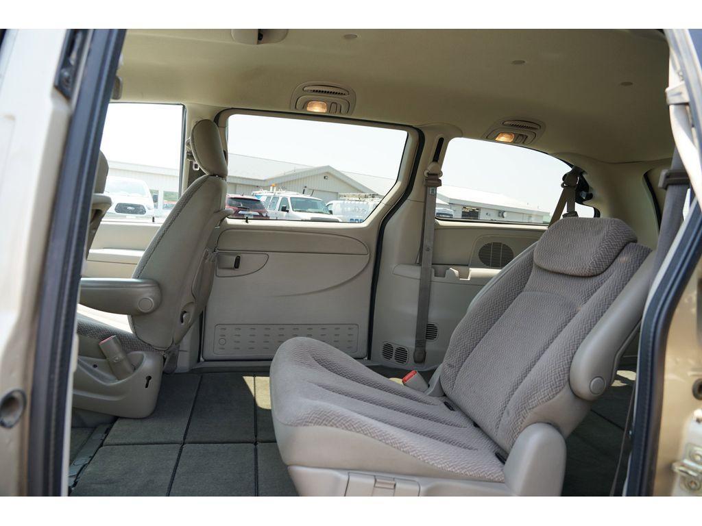 used 2006 Chrysler Town & Country car, priced at $3,999