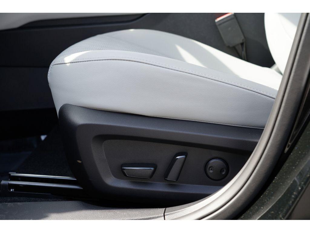 new 2025 Mitsubishi Outlander car, priced at $41,806
