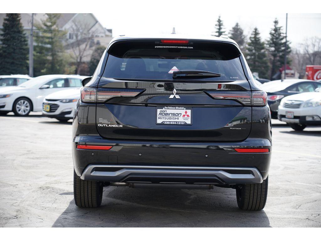 new 2025 Mitsubishi Outlander car, priced at $41,806