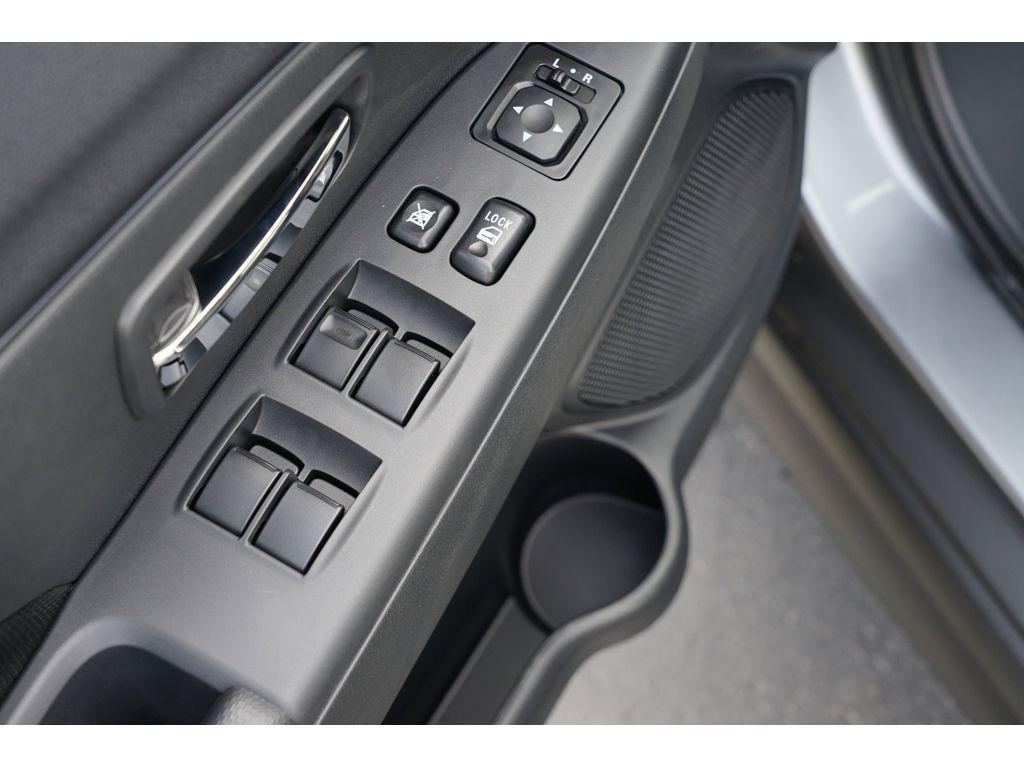 new 2025 Mitsubishi Outlander Sport car