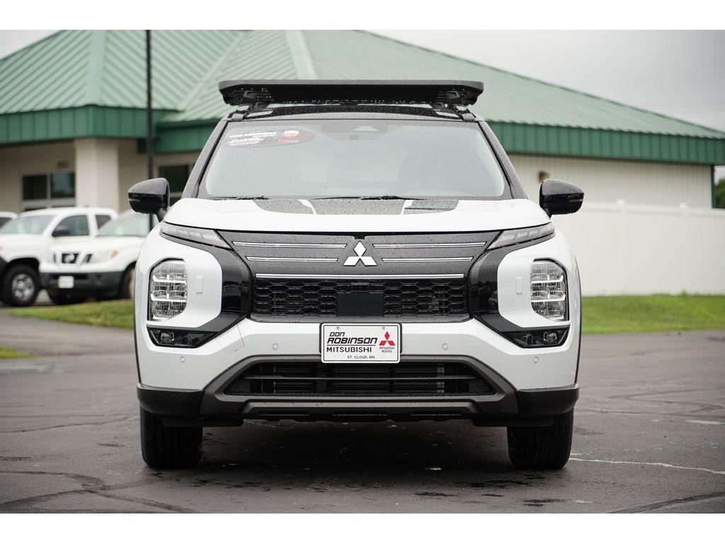 new 2025 Mitsubishi Outlander car, priced at $39,843