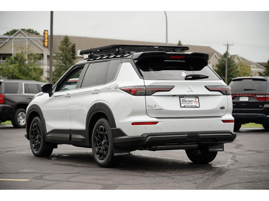 new 2025 Mitsubishi Outlander car, priced at $39,843