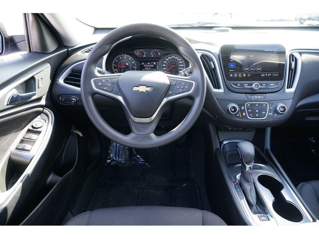 used 2022 Chevrolet Malibu car, priced at $18,999