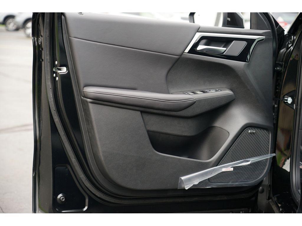 new 2025 Mitsubishi Outlander car, priced at $34,131