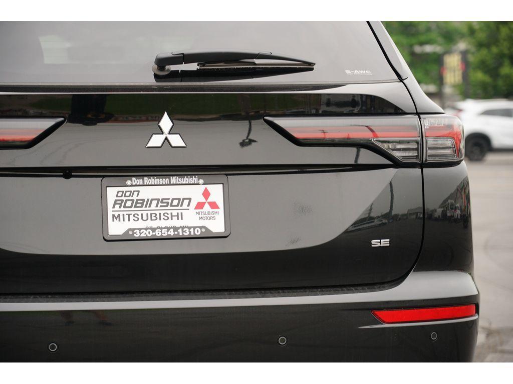 new 2025 Mitsubishi Outlander car, priced at $34,131
