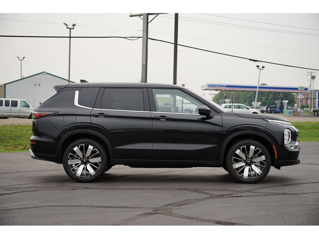 new 2025 Mitsubishi Outlander car, priced at $34,131