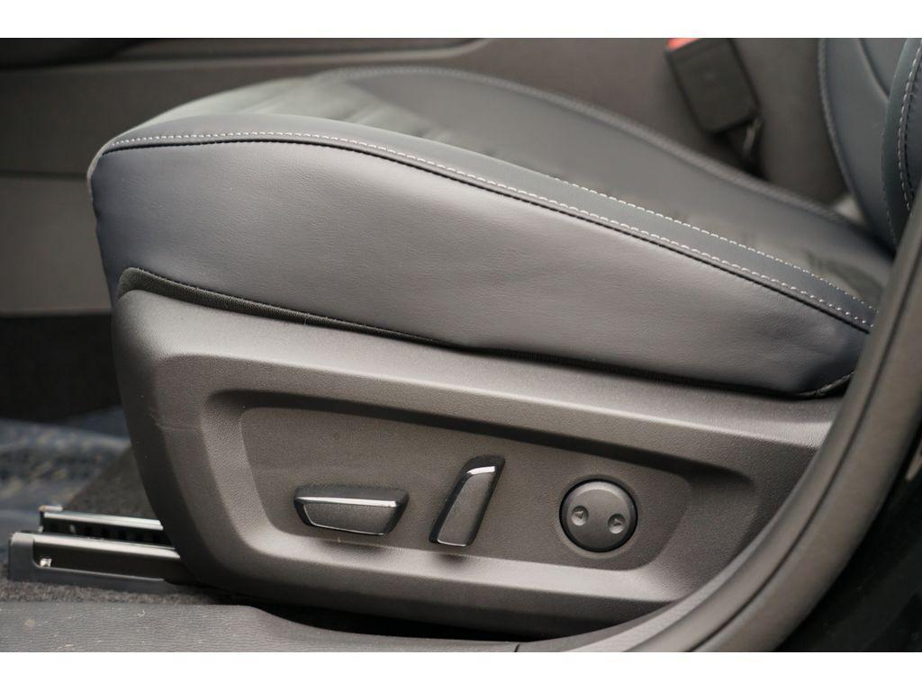 new 2025 Mitsubishi Outlander car, priced at $34,131
