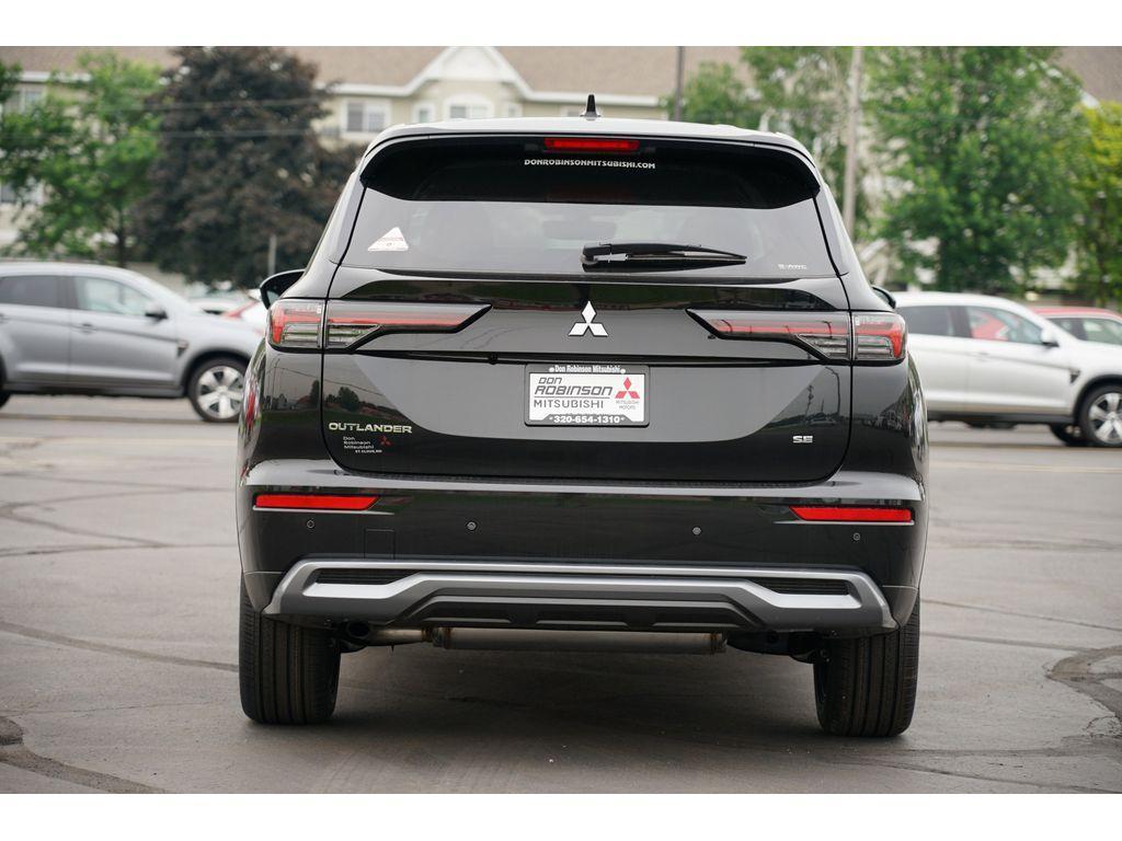 new 2025 Mitsubishi Outlander car, priced at $34,131