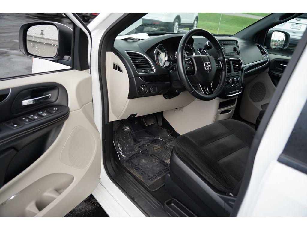 used 2016 Dodge Grand Caravan car, priced at $18,999
