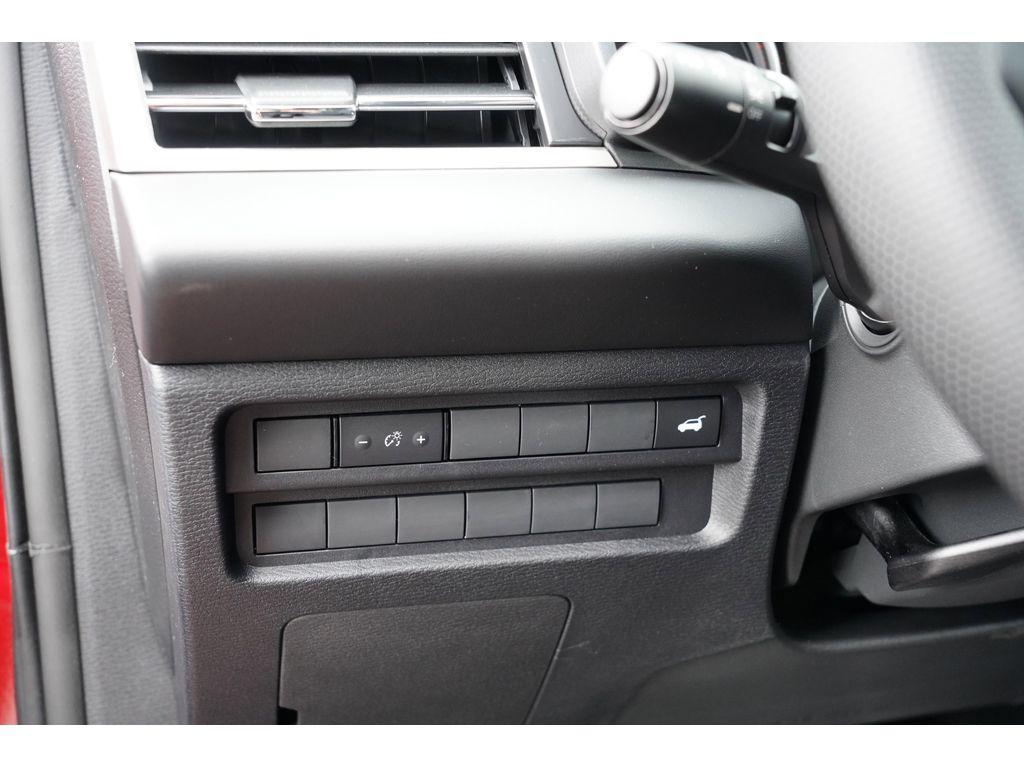 new 2025 Mitsubishi Outlander car, priced at $33,864