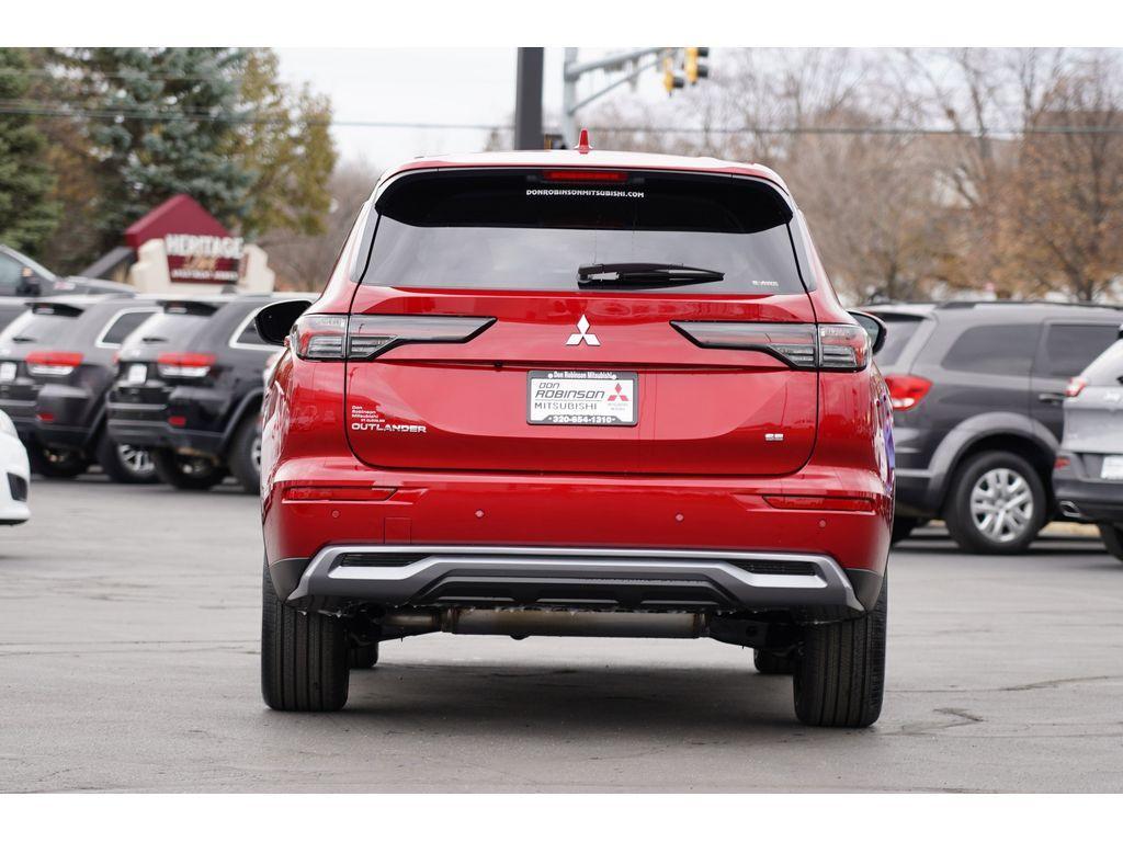 new 2025 Mitsubishi Outlander car, priced at $33,864