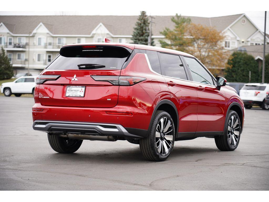 new 2025 Mitsubishi Outlander car, priced at $33,864