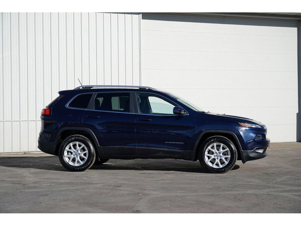 used 2015 Jeep Cherokee car, priced at $8,999