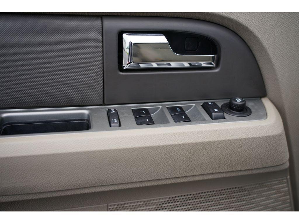 used 2014 Ford Expedition car, priced at $16,999