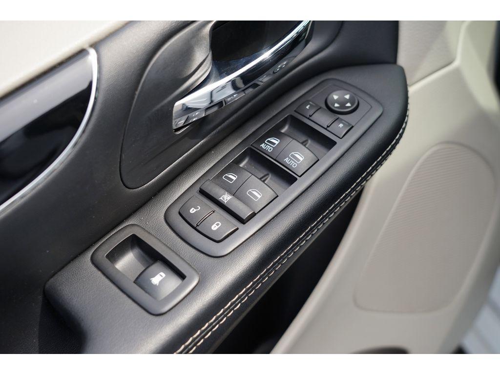 used 2017 Dodge Grand Caravan car, priced at $15,699