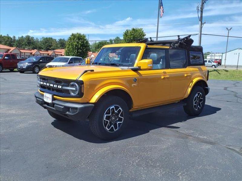 used 2022 Ford Bronco car, priced at $41,999