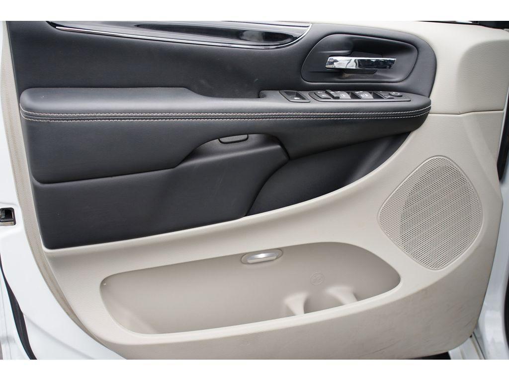 used 2016 Dodge Grand Caravan car, priced at $18,999