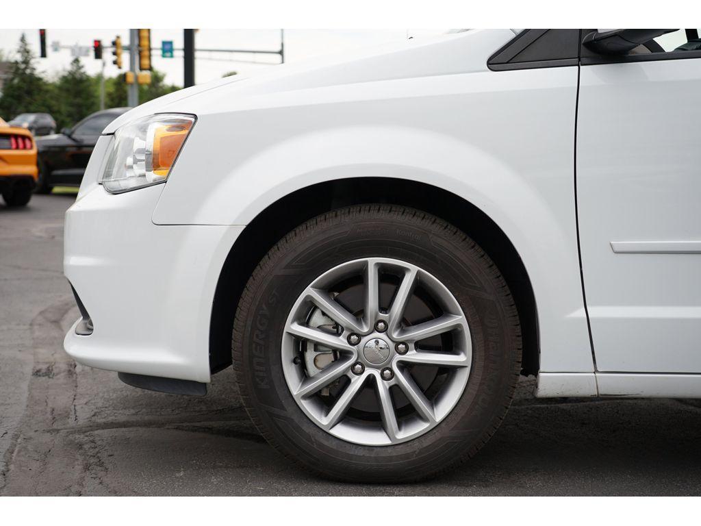 used 2016 Dodge Grand Caravan car, priced at $18,999