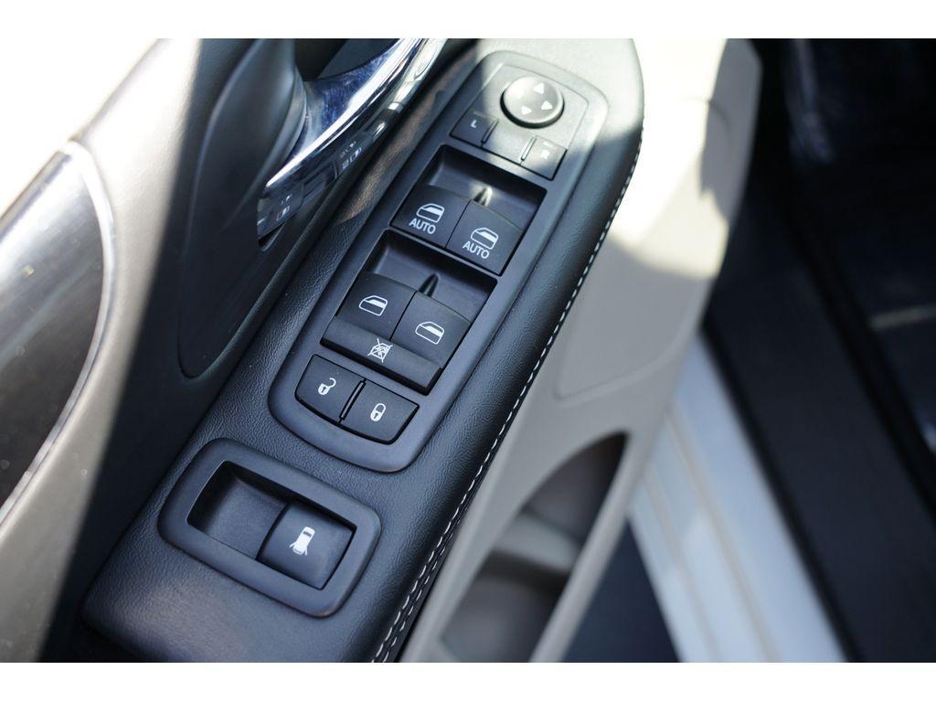 used 2016 Dodge Grand Caravan car, priced at $17,999