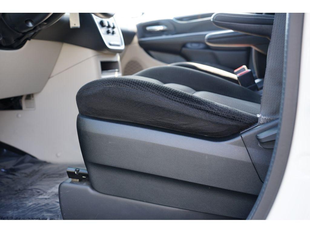 used 2016 Dodge Grand Caravan car, priced at $17,999