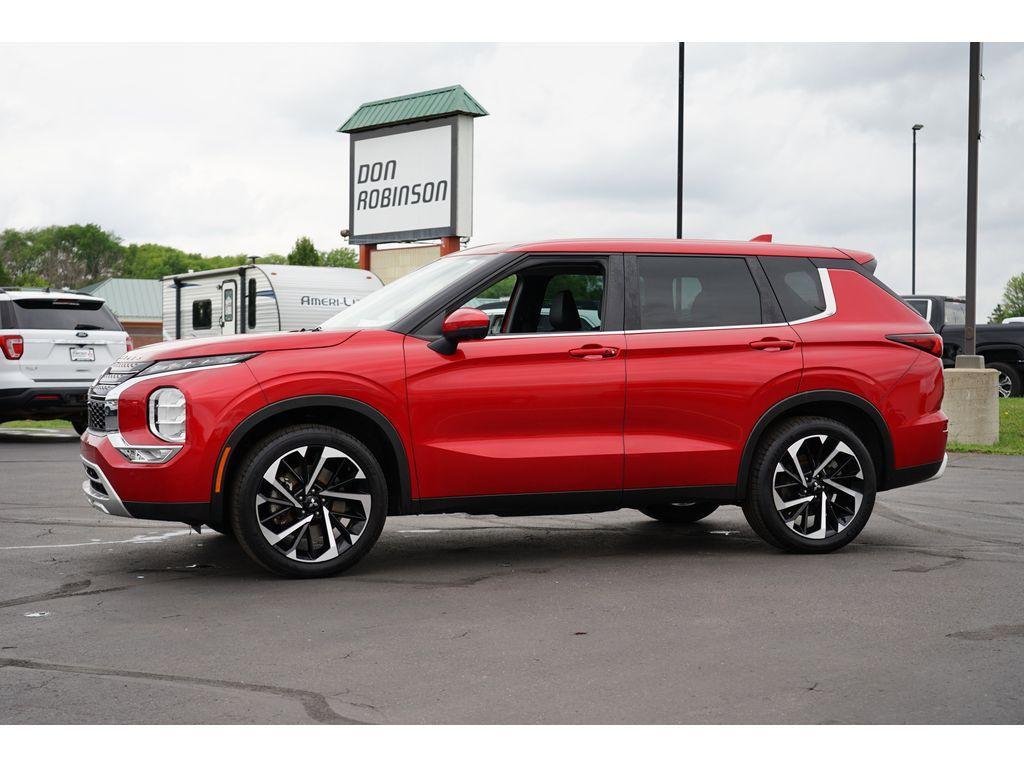 used 2023 Mitsubishi Outlander car, priced at $23,699