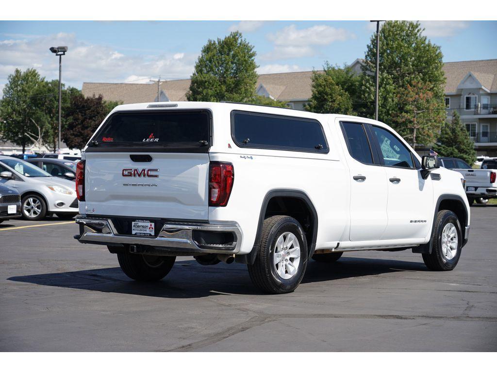 used 2022 GMC Sierra 1500 car, priced at $25,999