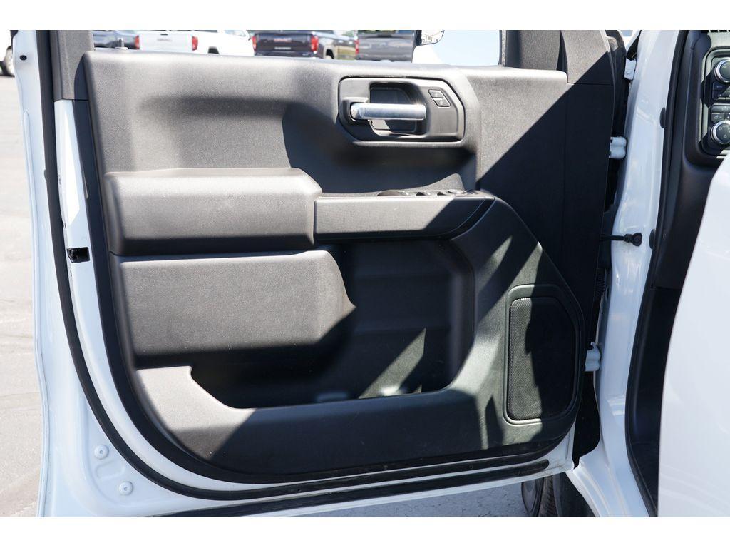 used 2022 GMC Sierra 1500 car, priced at $25,999