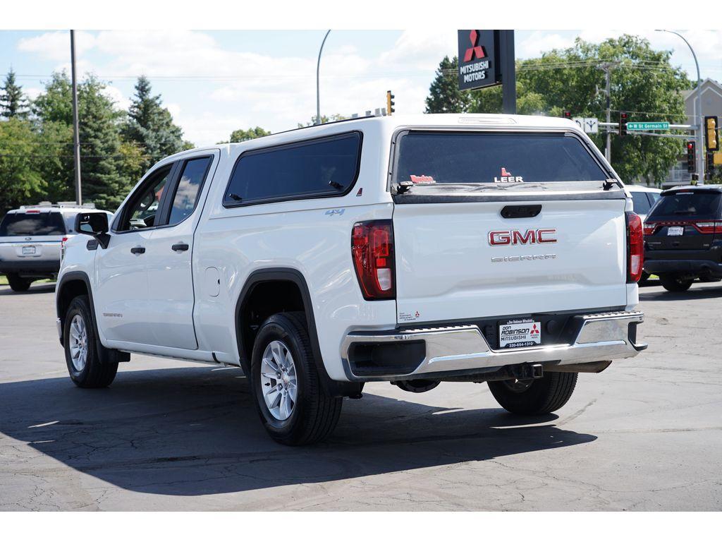 used 2022 GMC Sierra 1500 car, priced at $25,999
