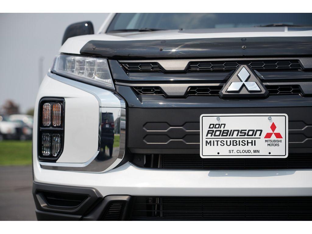 new 2025 Mitsubishi Outlander Sport car