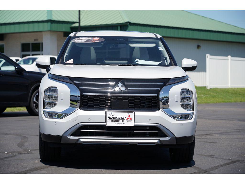 new 2025 Mitsubishi Outlander car, priced at $36,780