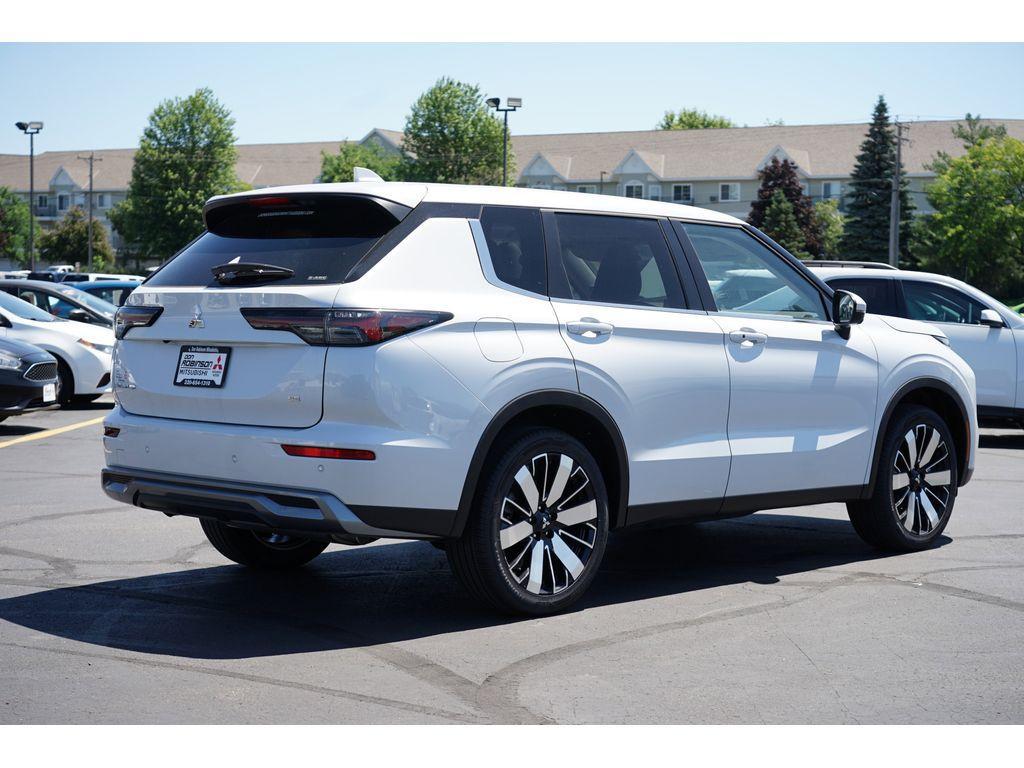 new 2025 Mitsubishi Outlander car, priced at $36,780