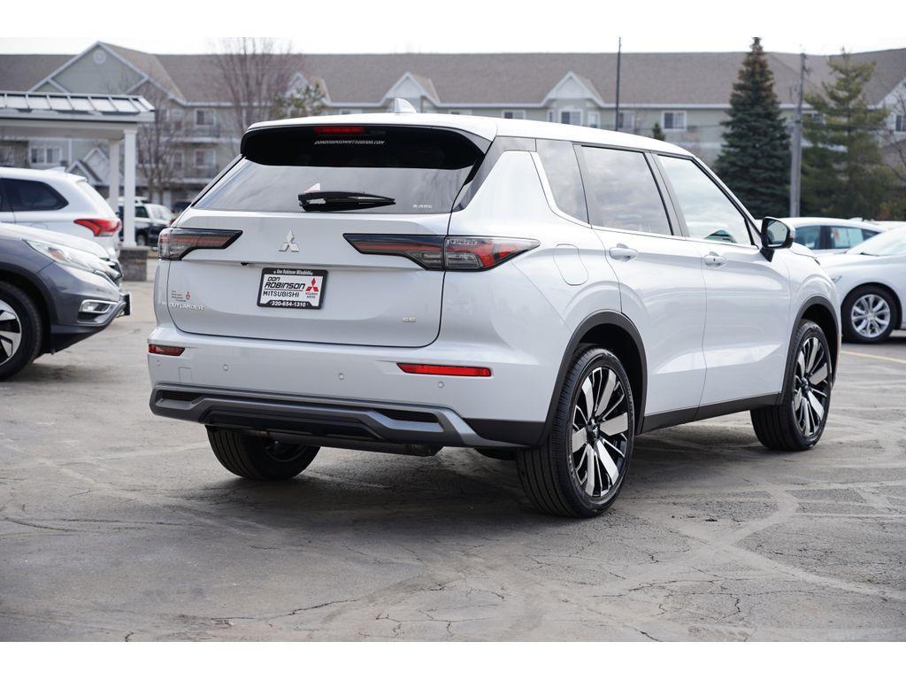 new 2025 Mitsubishi Outlander car, priced at $36,619