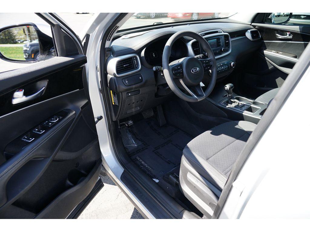 used 2017 Kia Sorento car, priced at $15,999