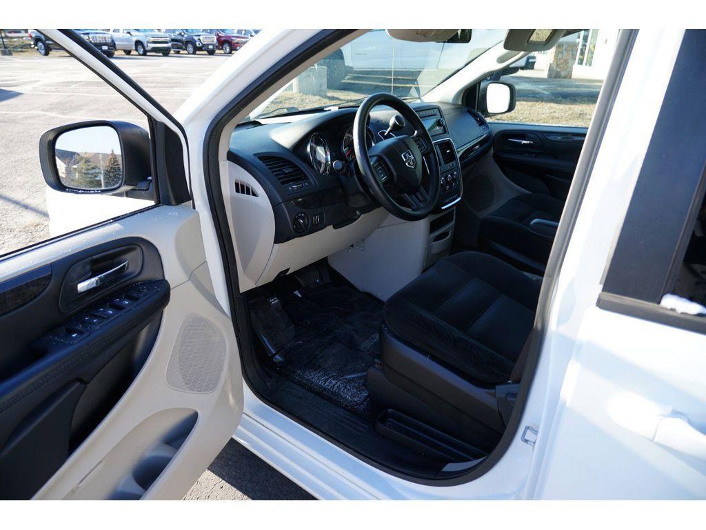 used 2016 Dodge Grand Caravan car, priced at $21,999